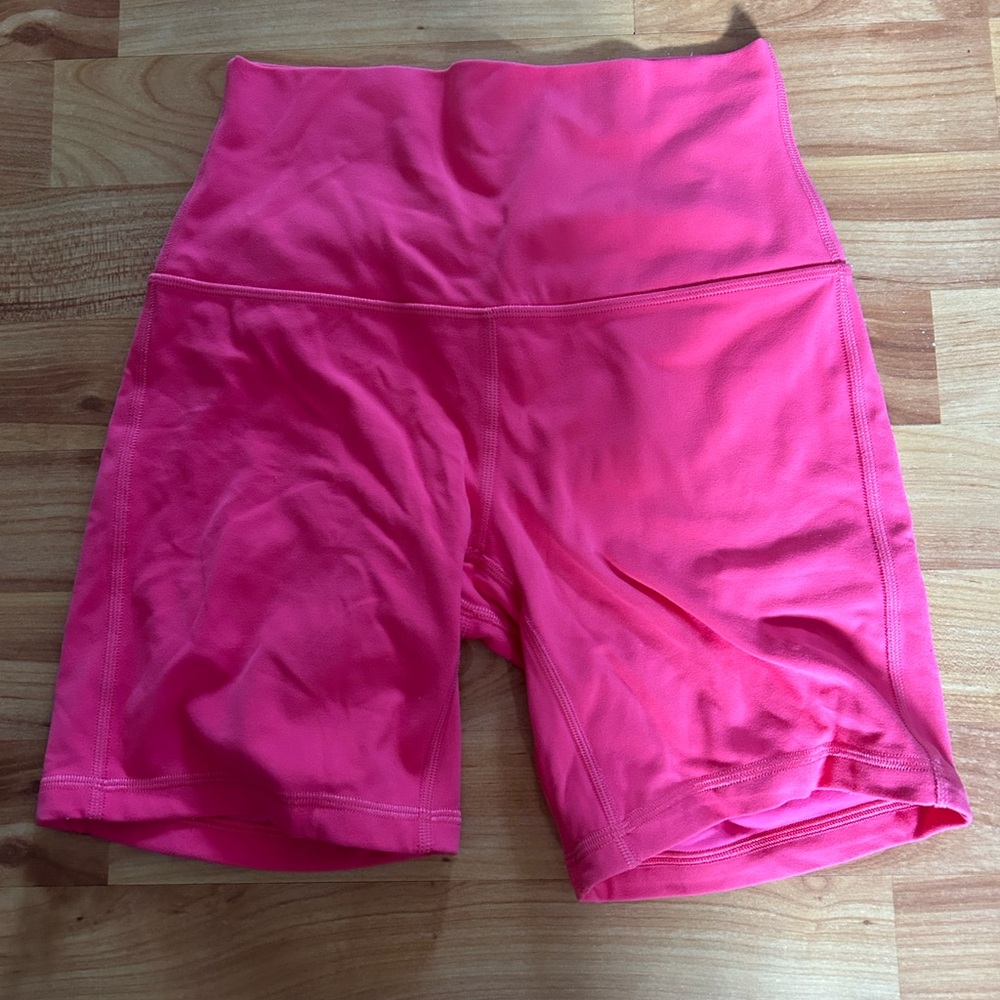 lululemon align spandex shorts (Pink) Size 4, 6 inches